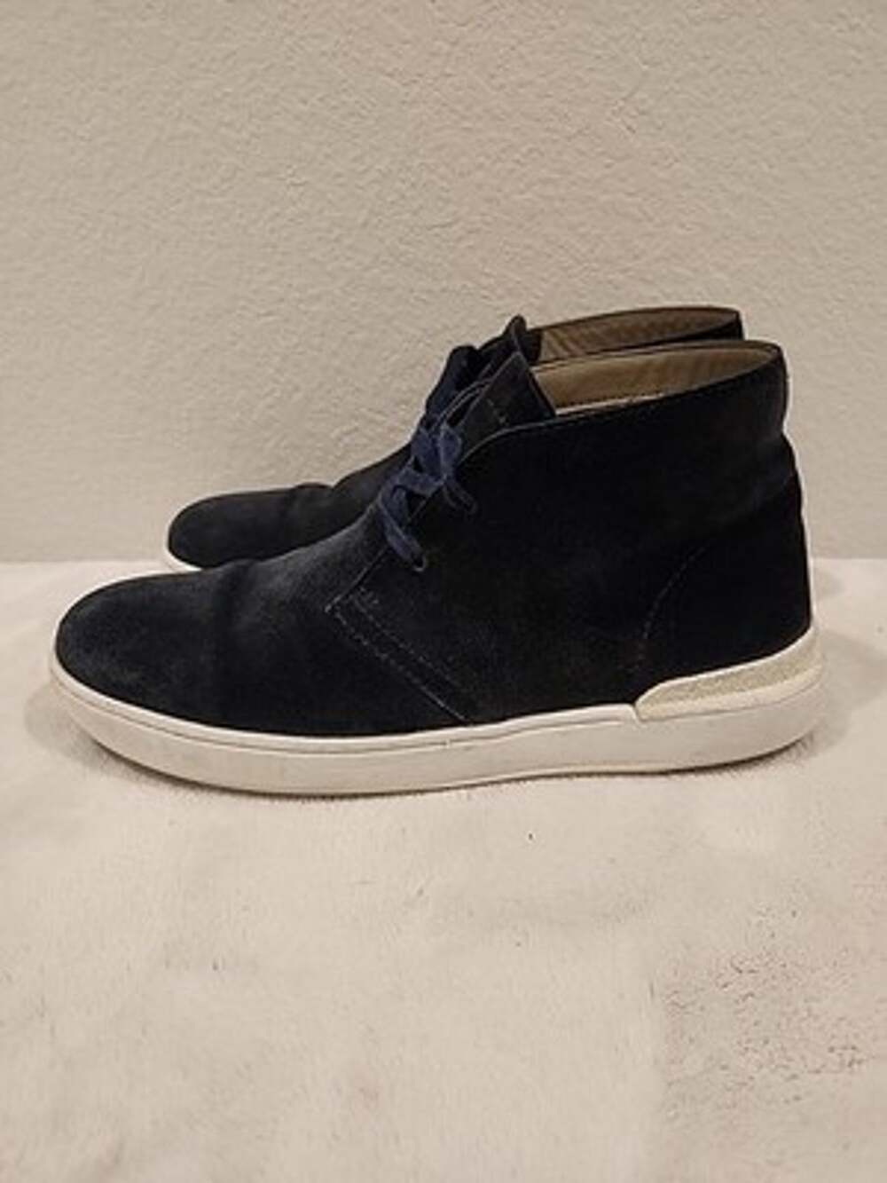 Clarks Courtlite DBT Men's 9.5 Chukka Boot Shoe Suede Navy